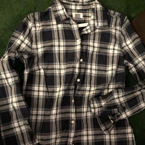 Blue plaid button up shirt